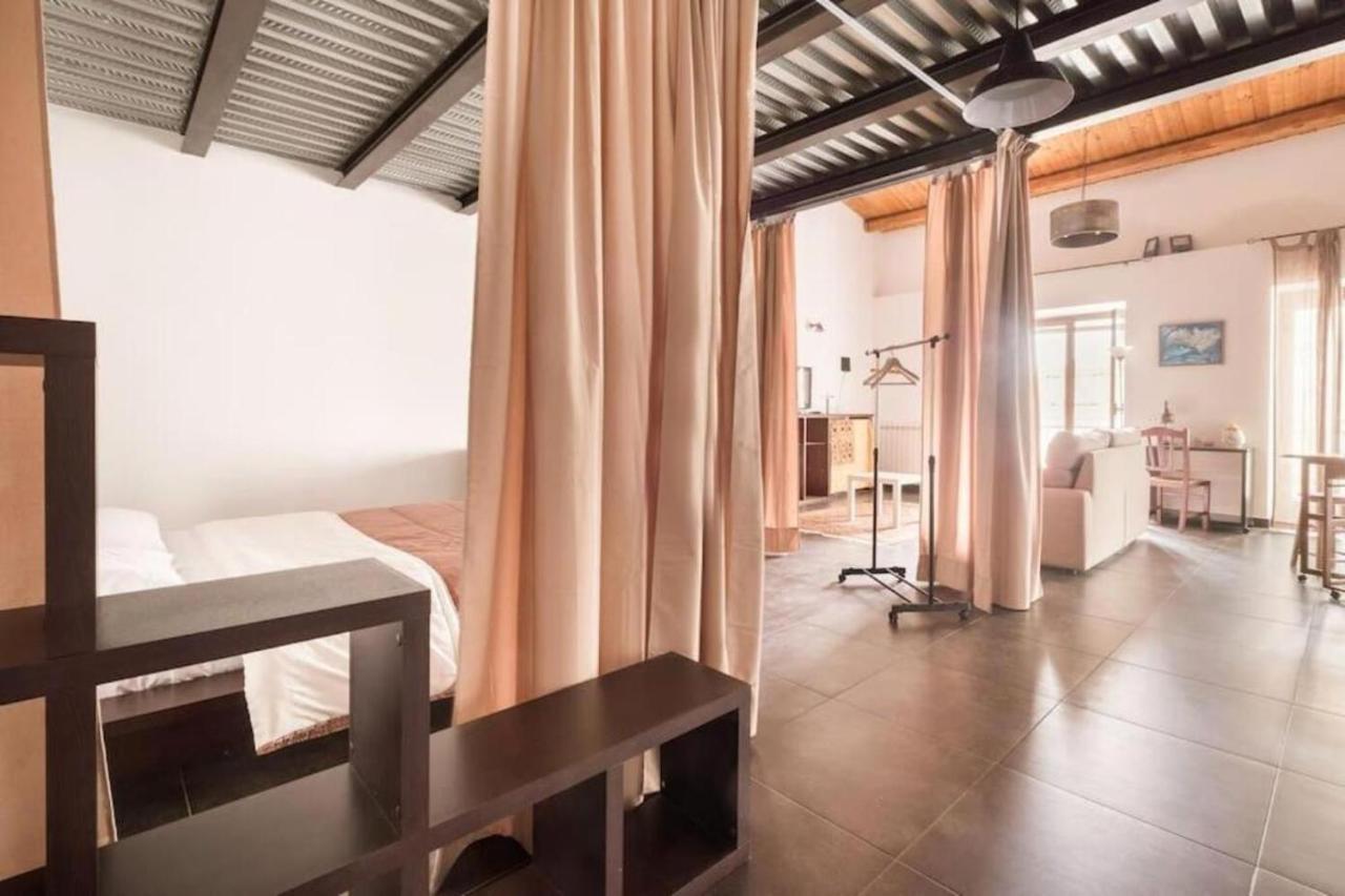 Tavola Tonda Apartament パレルモ エクステリア 写真
